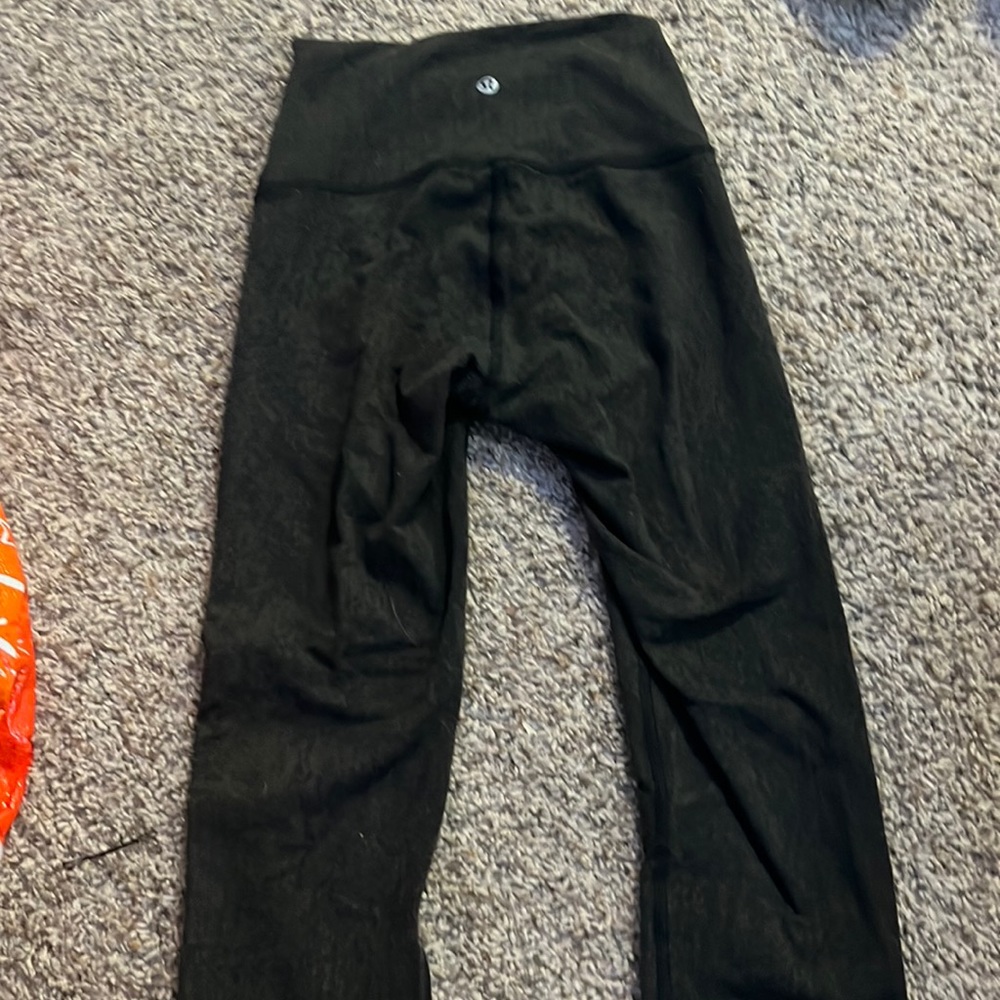 ⭐️Lululemon leggings size 0!!